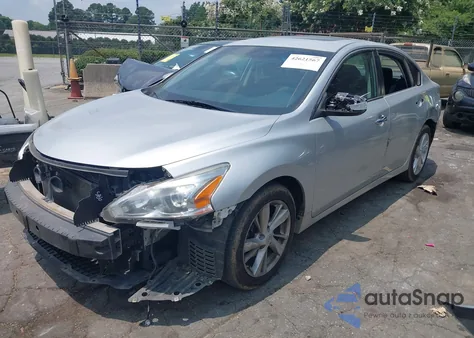 2015 Nissan Altima 2.5 Sv z USA, uszkodzony, nr VIN 1N4AL3AP0FC439639